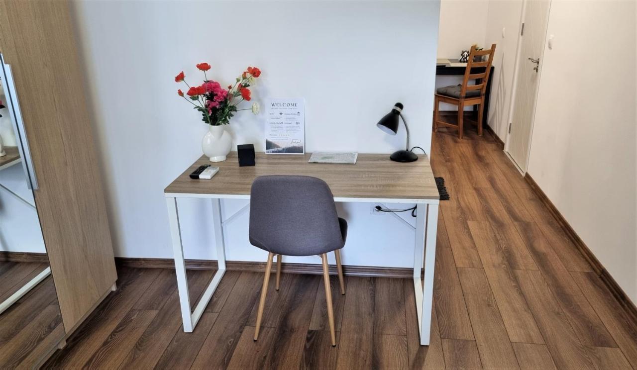 Luxury Quiet Apartment In The City Center Plovdiv Esterno foto