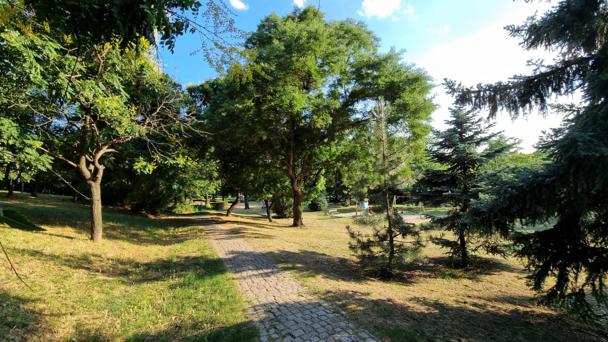 Luxury Quiet Apartment In The City Center Plovdiv Esterno foto